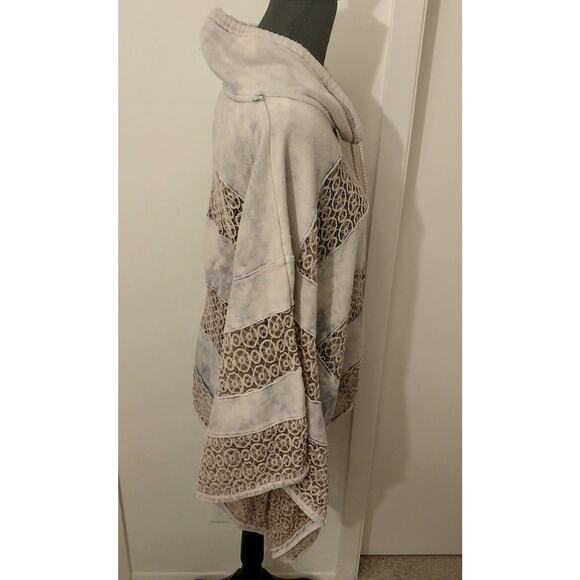 Boho Lace Crochet Striped Poncho Shirt Free People XS Cream And Blue Wash Hippie - Picture 2 of 10